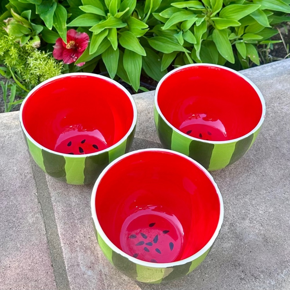 Vintage Style Ceramic Cereal Serving Bowls In Bright Red/Green Watermelon Design